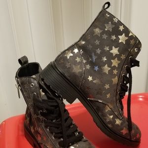 Cool combat boots with silver stars